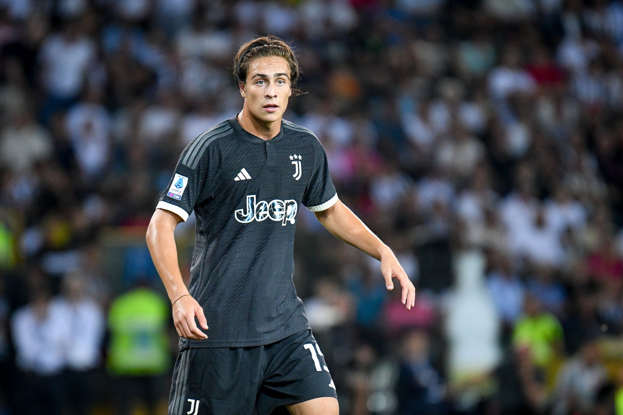 Kenan Yildiz playing football for Juventus