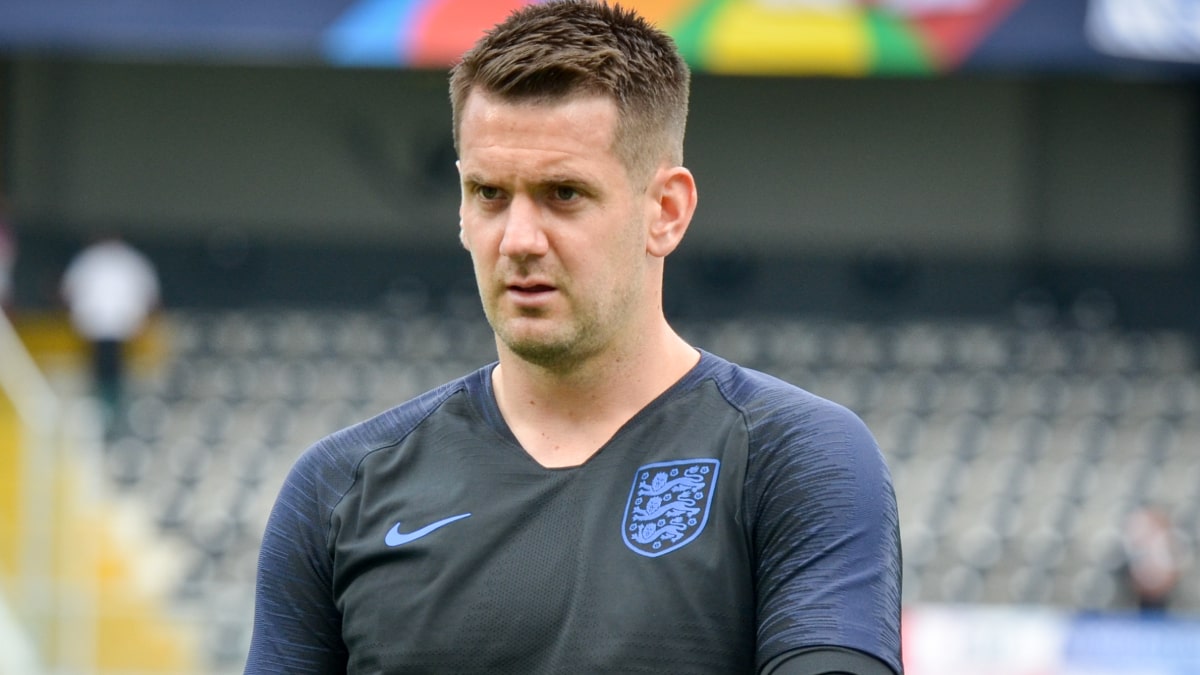 Goalkeeper Tom Heaton playing football for England