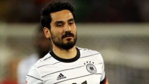 Ilkay Gundogan playing football for Germany