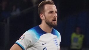 Harry Kane playing football for England