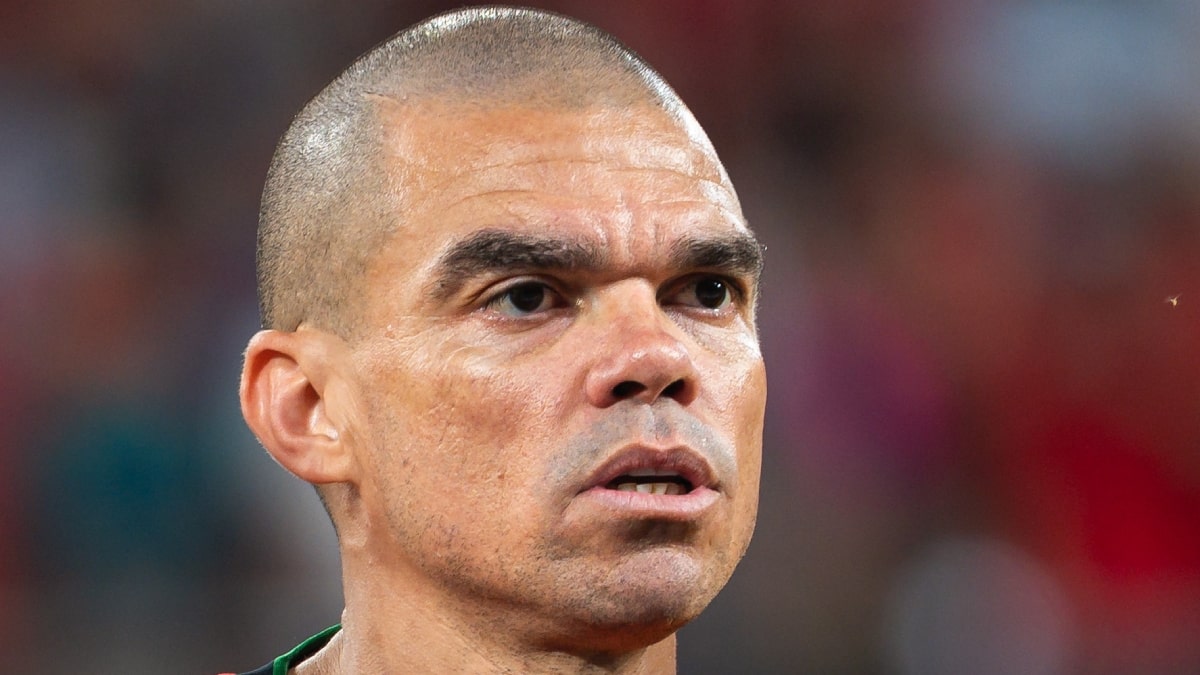 Pepe playing football for Portugal